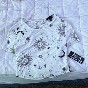 Crop top, brand is faded rose, never been worn still has the tag on it